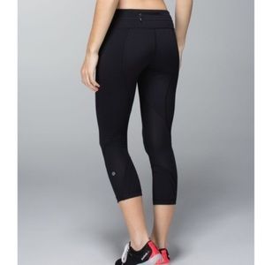 GUC Lululemon Crop Leggings